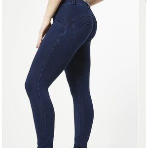Classic Rise WR.UP Denim Freddy Jeans